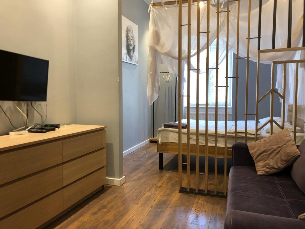 Romantic Apartments - Near Opera House 11/7 Лвив Екстериор снимка
